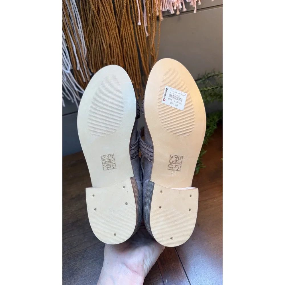 Gimmicks Sandals Womens Size 6.5 Tan Navaline Gladiator Zip Buckle CW1127-230